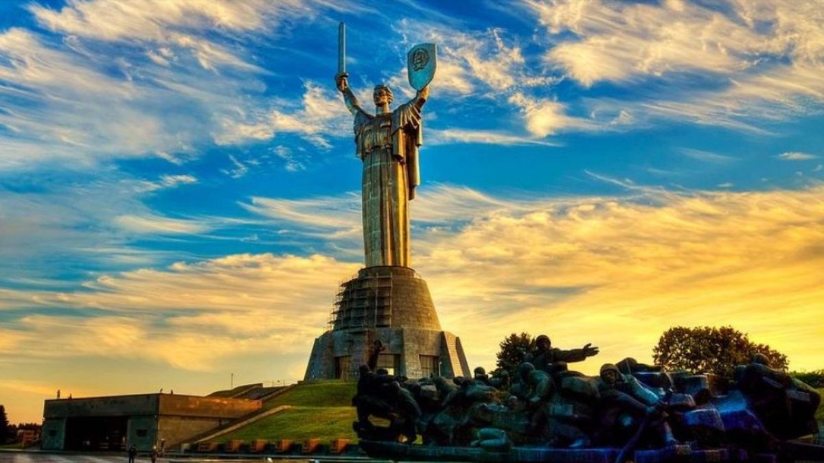 День освобождения Киева от немецко-фашистских захватчиков День освобождения Киева от немецко-фашистских захватчиков