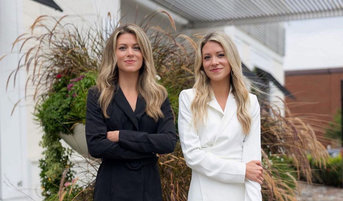 Близнючки розіграли своїх чоловіків Близнючки розіграли своїх чоловіків