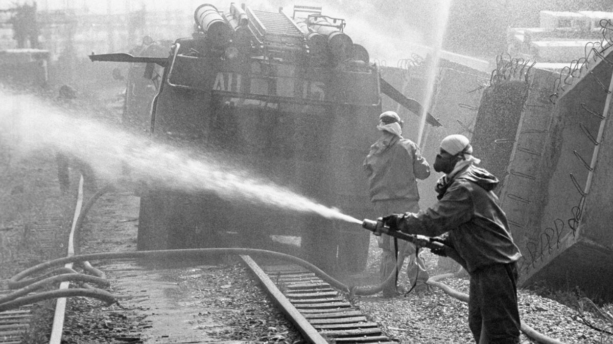 День чествования участников ликвидации последствий аварии на Чернобыльской АЭС День чествования участников ликвидации последствий аварии на Чернобыльской АЭС