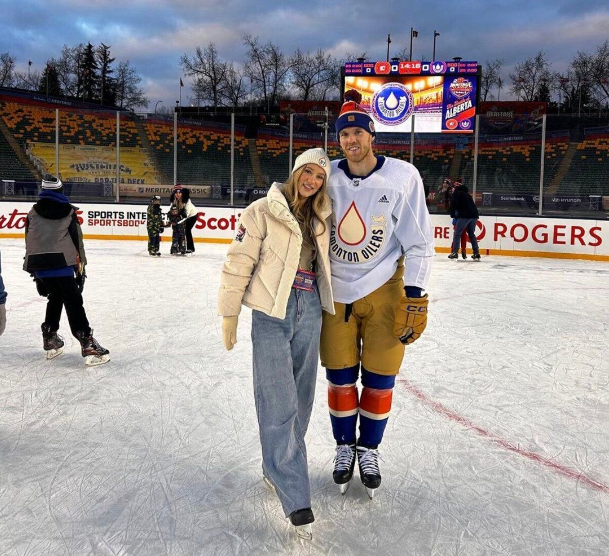 Наречена зірки НХЛ Коннора МакДевіда має українське коріння