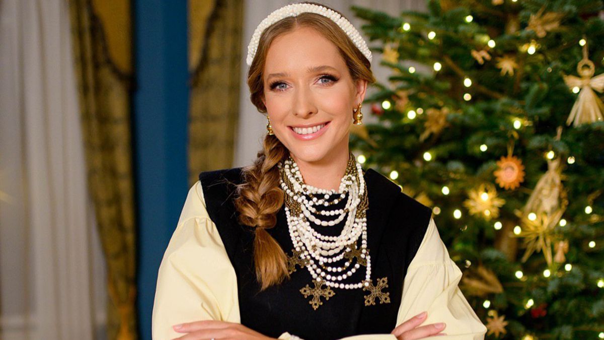 Розкішні образи у вишиванках на різдвяні свята Розкішні образи у вишиванках на різдвяні свята