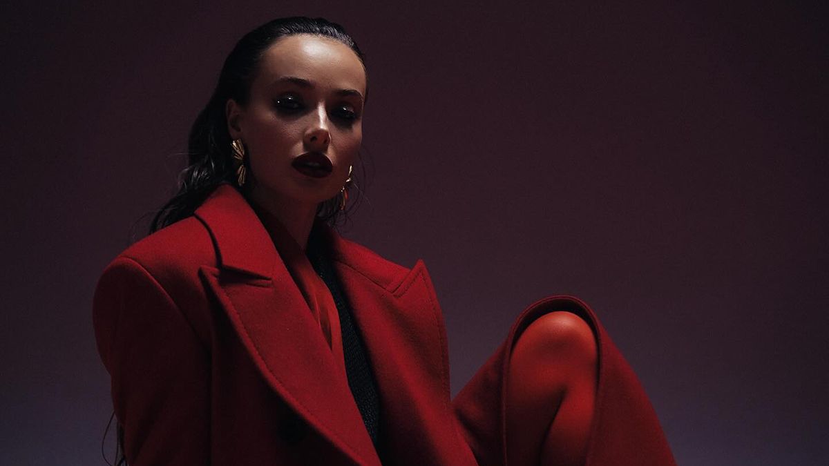 Роскошный образ Ксении Мишиной Роскошный образ Ксении Мишиной