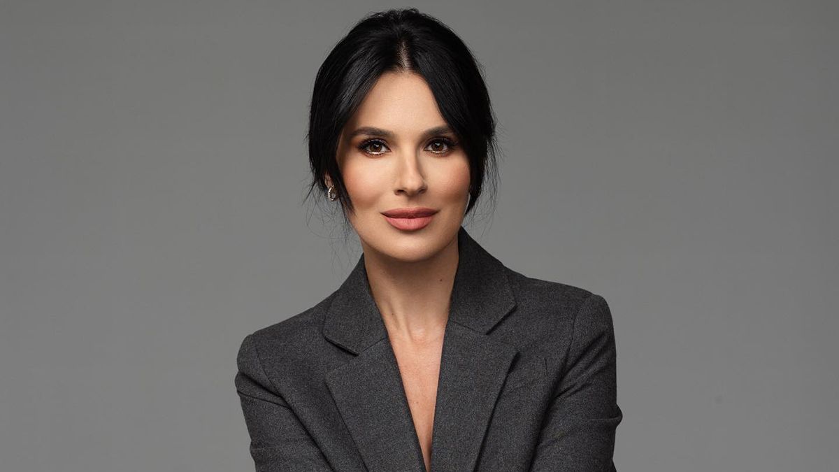 Маша Ефросинина показала уютный образ во Львове Маша Ефросинина показала уютный образ во Львове