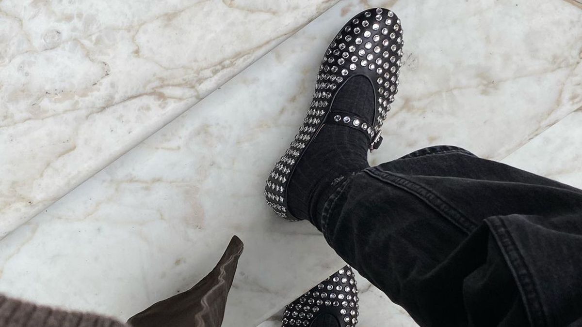 Наймодніші балетки 2024 року Наймодніші балетки 2024 року