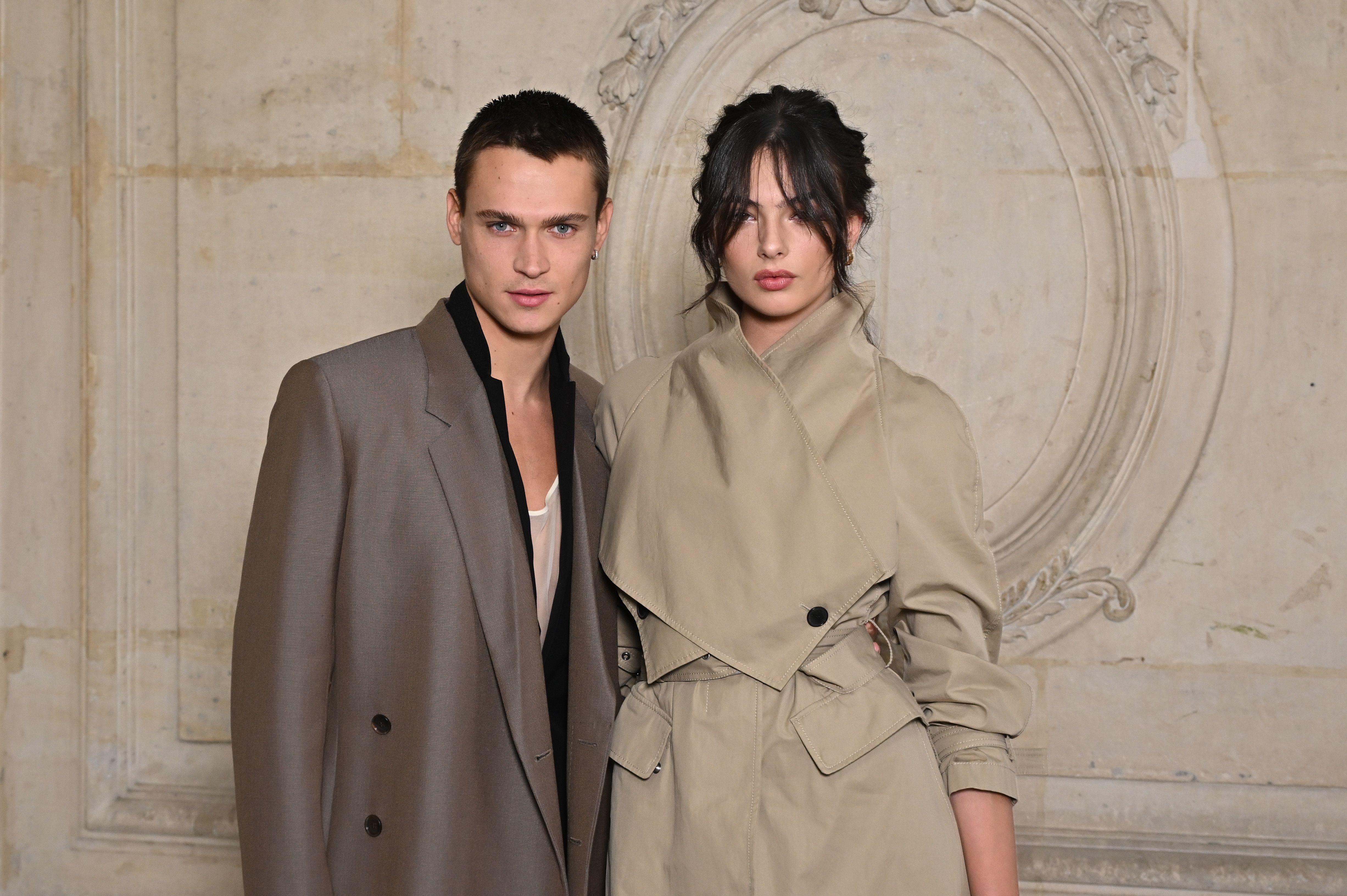 Дева Кассель с Саулом Нанни на показе Dior