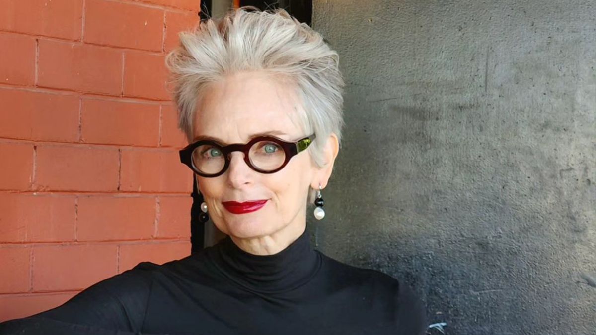 Модний образ Мел Кобаяші Модний образ Мел Кобаяші