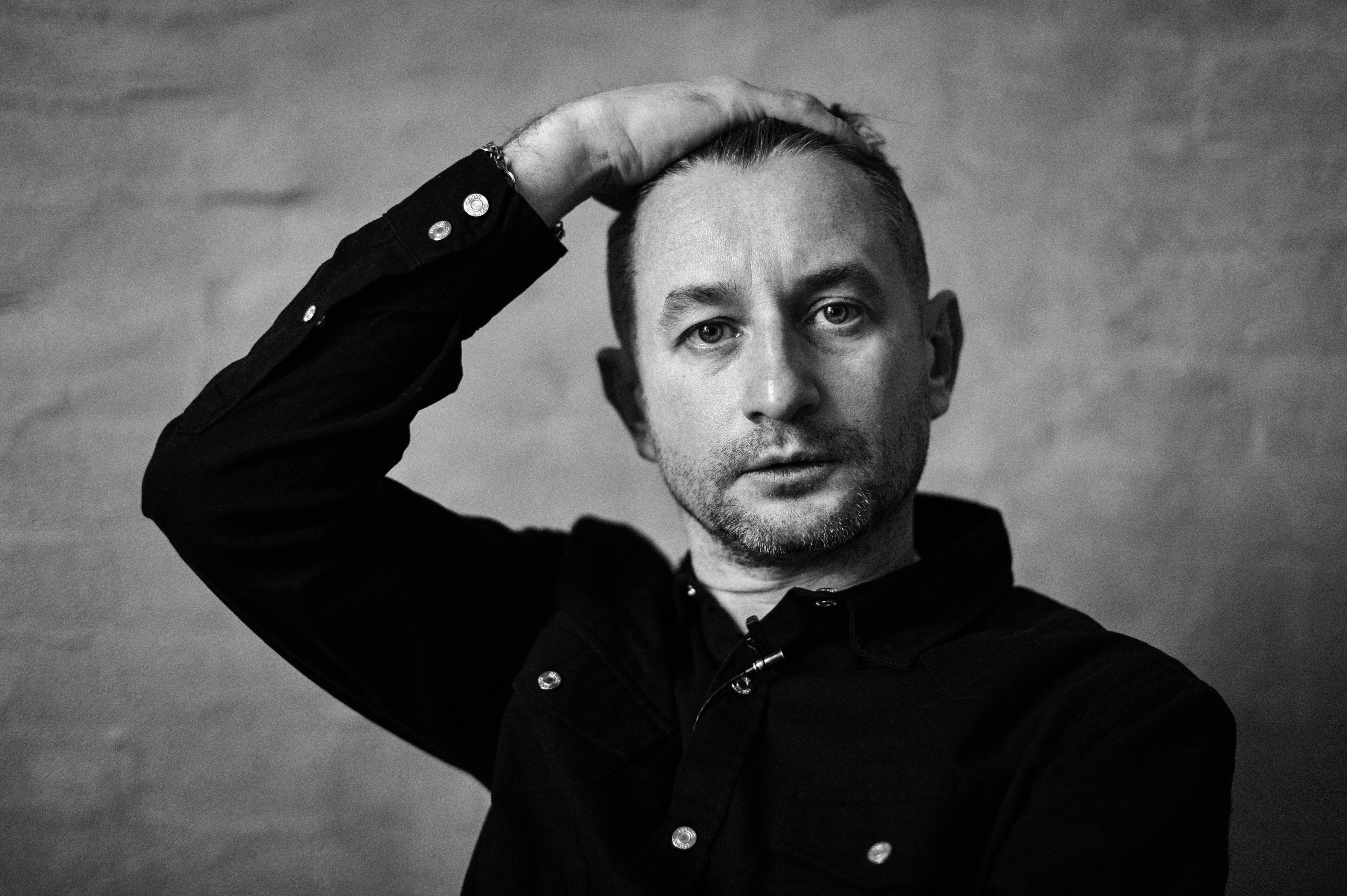 Сергей Жадан проникновенно прочитал стихотворение ко Дню Святого Валентина - видео Сергей Жадан проникновенно прочитал стихотворение ко Дню Святого Валентина - видео