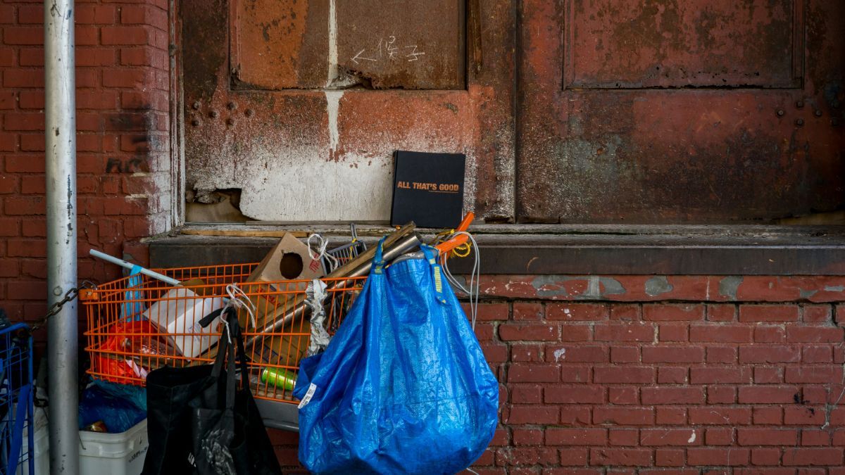 Чому не радять виносити сміття ввечері Чому не радять виносити сміття ввечері