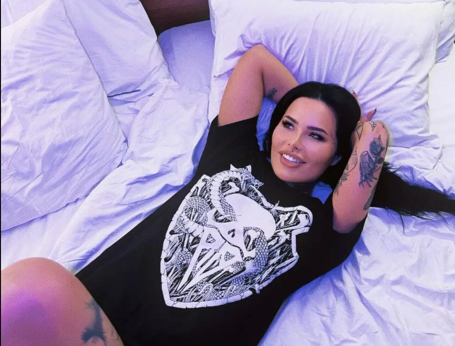 Модель нарешті зрозуміла, чому всі чоловіки їй завжди зраджують Модель нарешті зрозуміла, чому всі чоловіки їй завжди зраджують