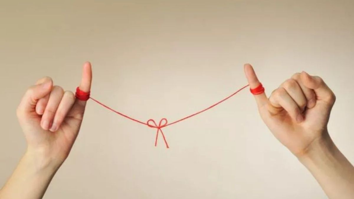 Забобон про червону нитку Забобон про червону нитку