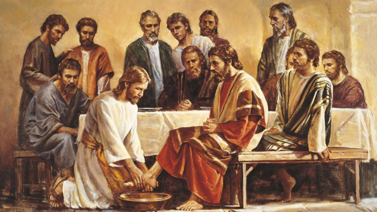 Иисус Христос омывает ноги своим ученикам во время Тайной Вечери