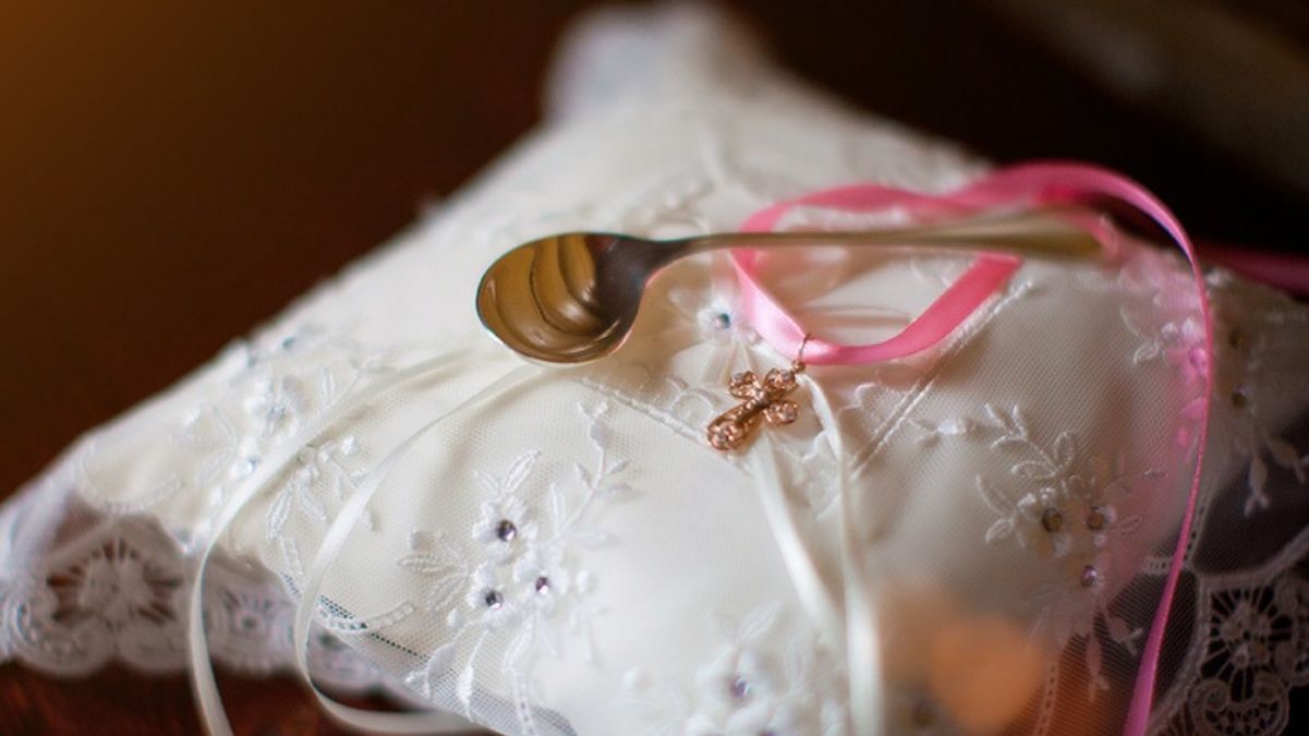 Ребенок плачет во время крещения – плохой знак Ребенок плачет во время крещения – плохой знак