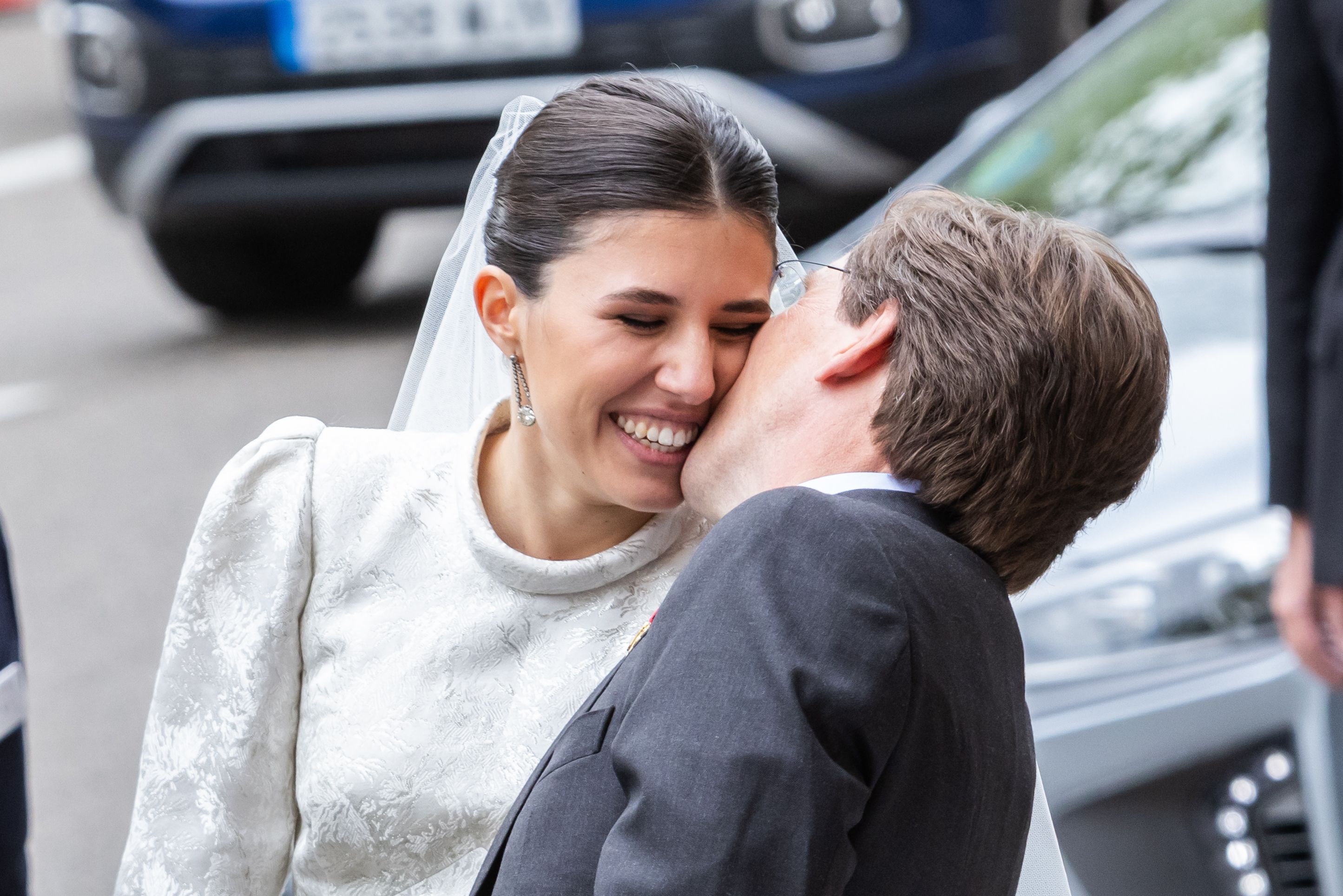Хосе Мартінеса Алмейда - мер Мадрида - одружився з родичкою короля Іспанії Хосе Мартінеса Алмейда - мер Мадрида - одружився з родичкою короля Іспанії
