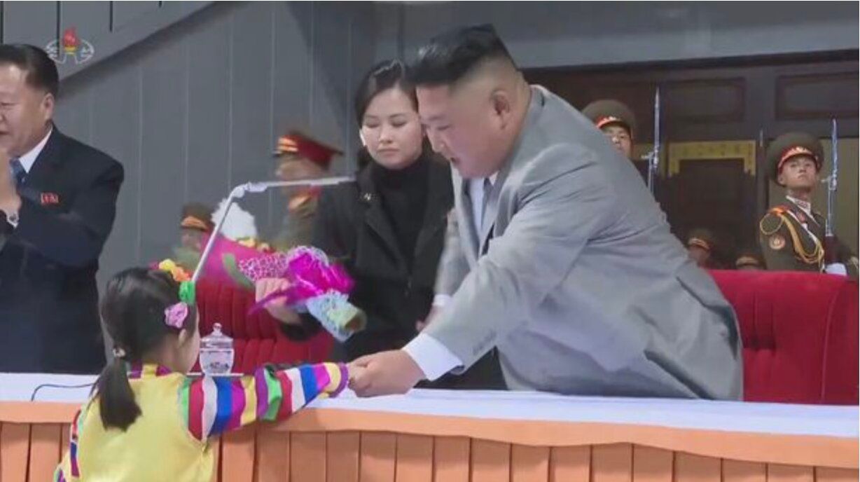 Ким Чен Ына подозревают в романе с поп-звездой - фото Ким Чен Ына подозревают в романе с поп-звездой - фото