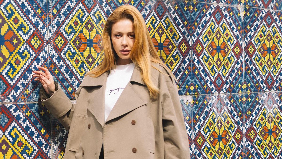 Тина Кароль показала весенний образ Тина Кароль показала весенний образ