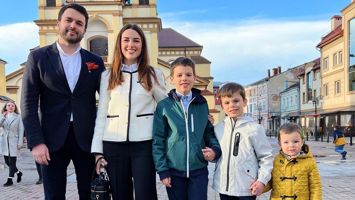 Названо речі, які не можна одягати в церкву Названо речі, які не можна одягати в церкву