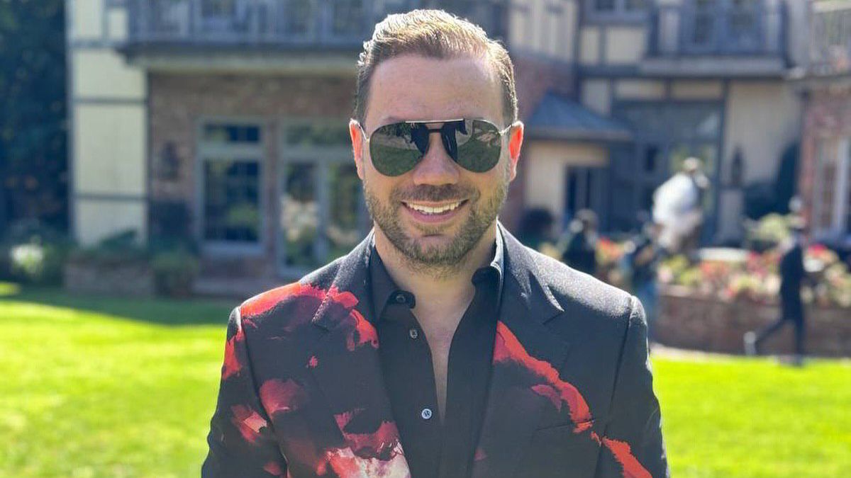 Андре Тан представил новую коллекцию одежды Андре Тан представил новую коллекцию одежды