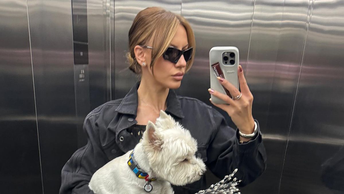 Леся Нікітюк показала, як виглядала у Вербну неділю Леся Нікітюк показала, як виглядала у Вербну неділю