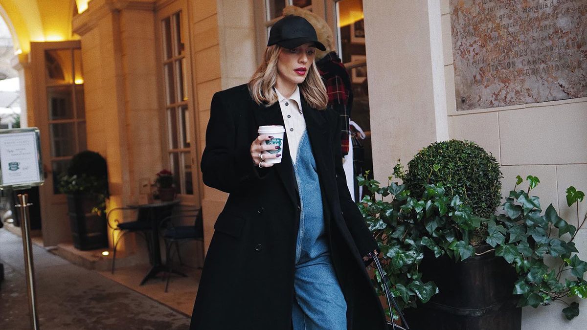 Стильний одяг, який не виходить з моди Стильний одяг, який не виходить з моди