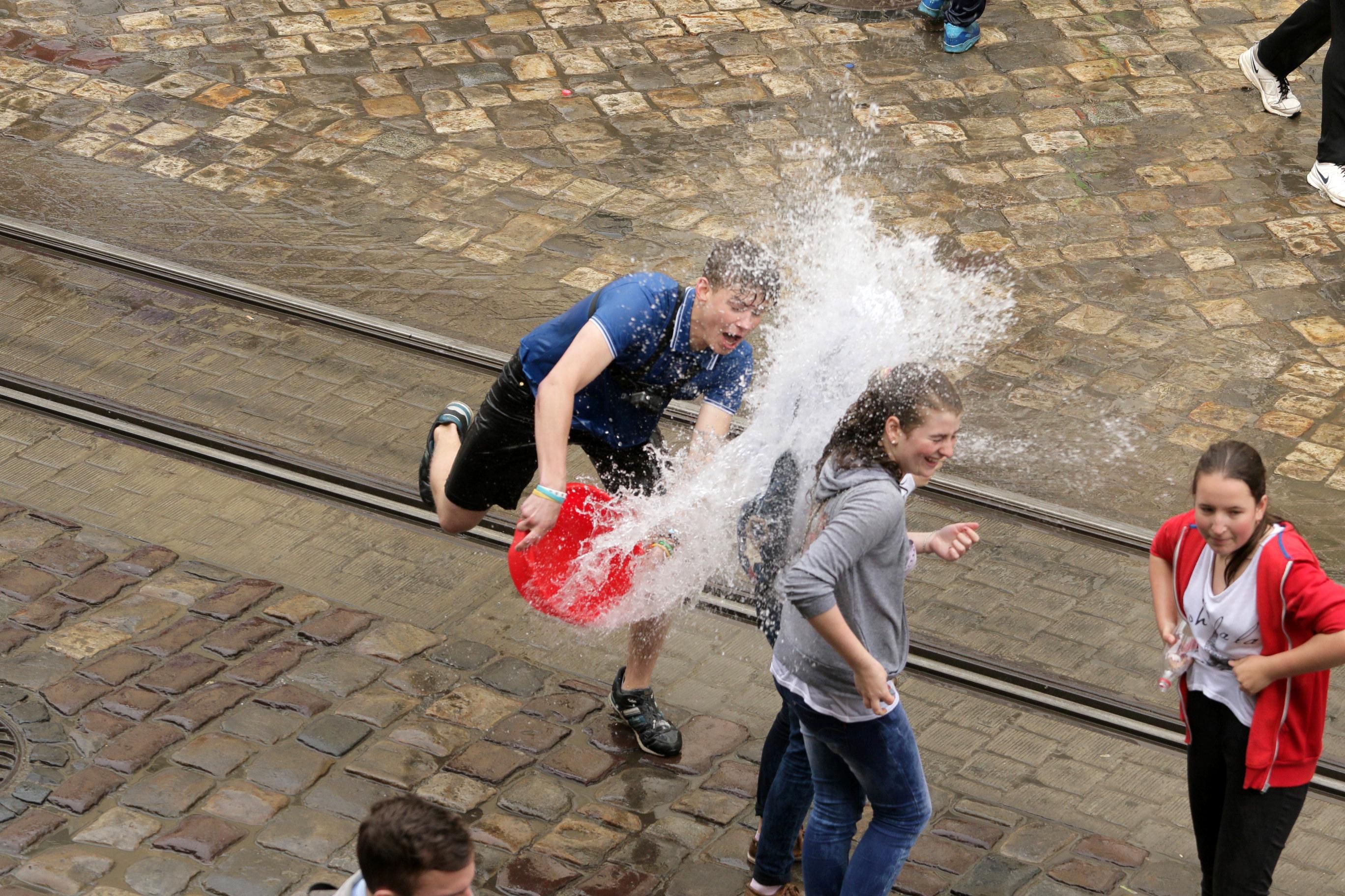 Поливаий понеділок Поливаий понеділок