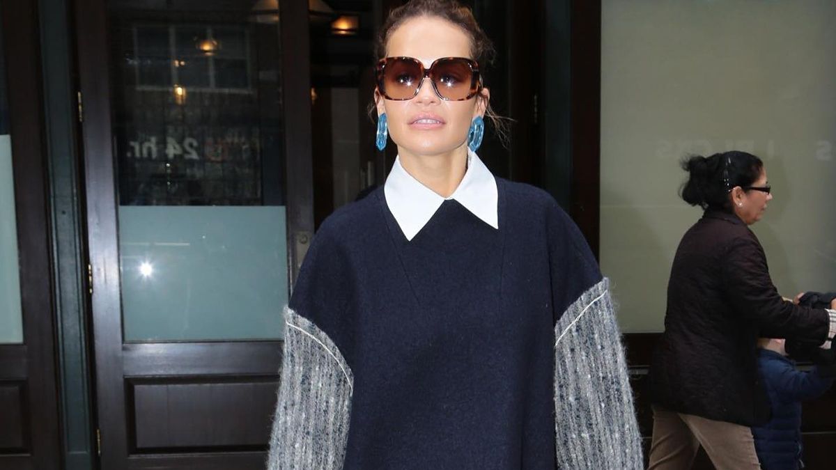 Рита Ора надела свитер украинского бренда Рита Ора надела свитер украинского бренда