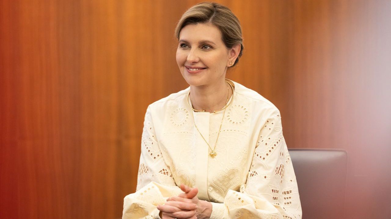 Стильные образы на День вышиванки 2024 Стильные образы на День вышиванки 2024