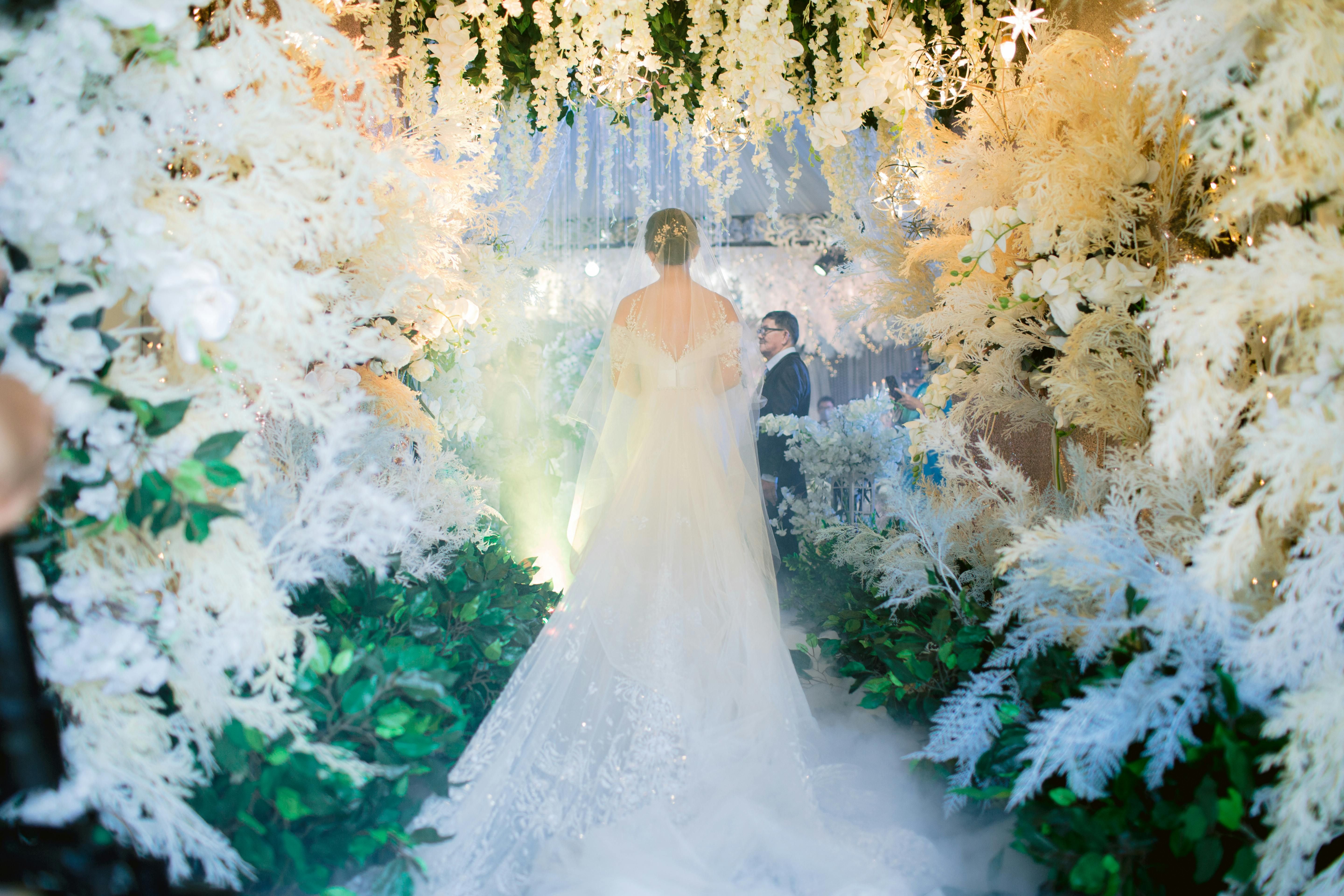 Свекровь испортила молодоженам свадьбу из-за своего невыносимого поведения Свекровь испортила молодоженам свадьбу из-за своего невыносимого поведения