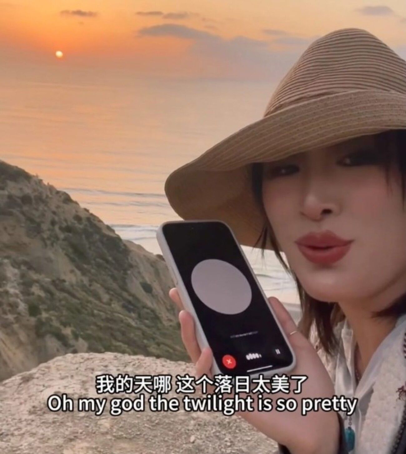 Девушка Лиза влюбилась в чат-бот Do Anything Now - их история любви Девушка Лиза влюбилась в чат-бот Do Anything Now - их история любви