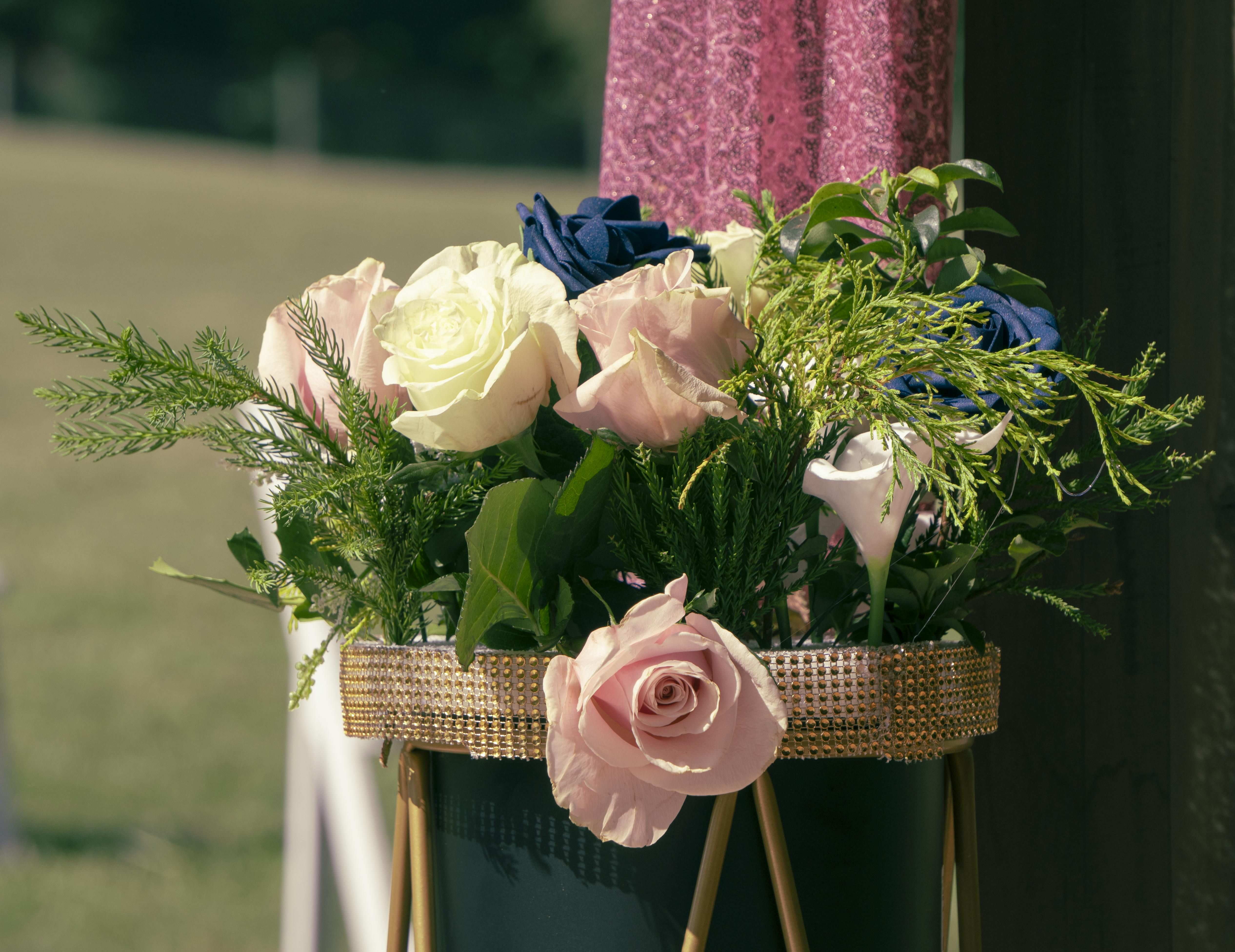 Женщина отказалась идти на свадьбу из-за дресс-кода - каким он был Женщина отказалась идти на свадьбу из-за дресс-кода - каким он был