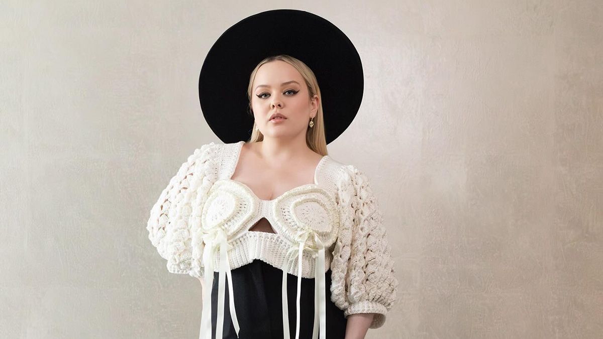 Нікола Кохлан у капелюсі від Руслана Багінського Нікола Кохлан у капелюсі від Руслана Багінського