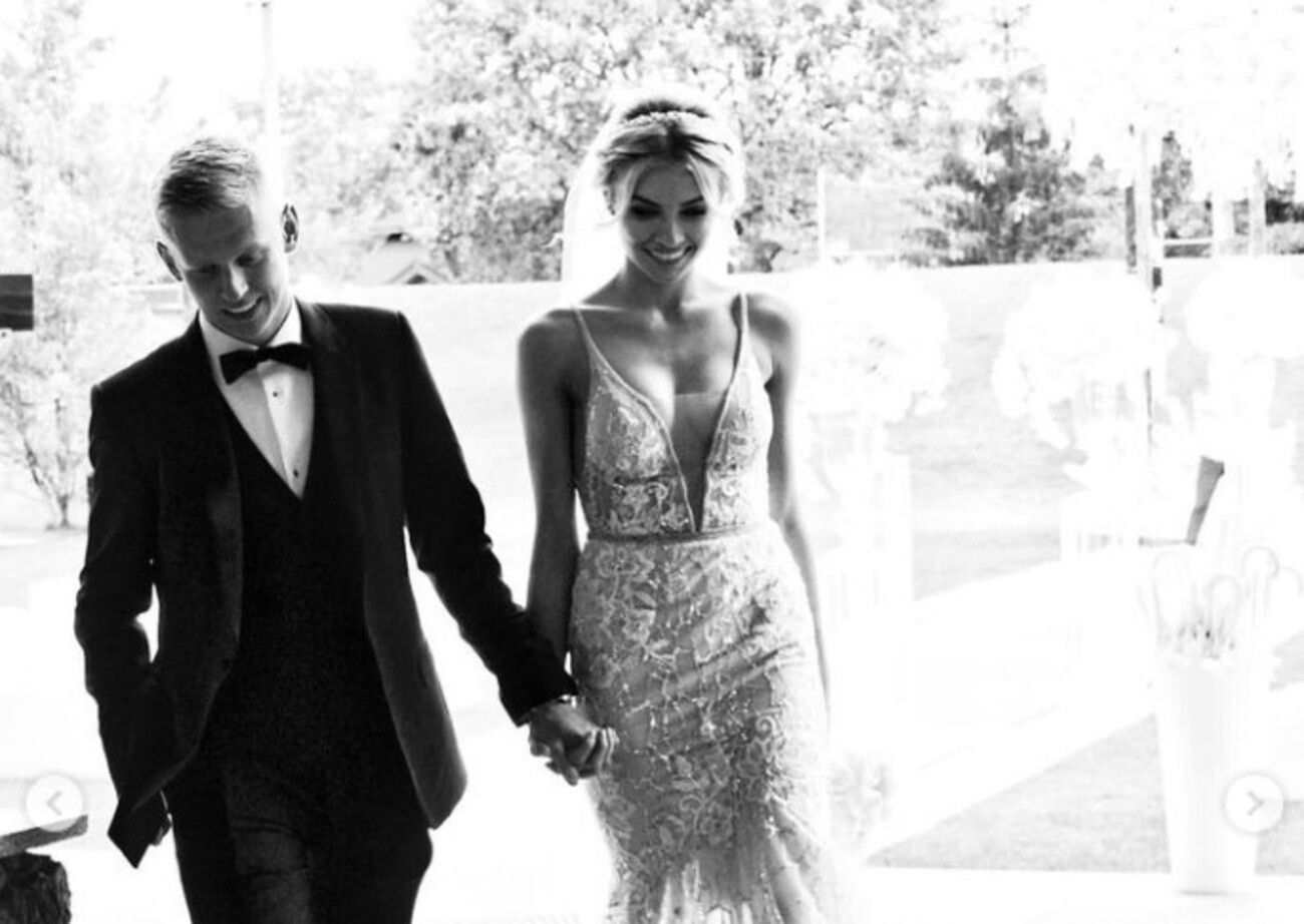 Евро-2024 стартовало и Александр Зинченко на поле - что известно о его истории любви Евро-2024 стартовало и Александр Зинченко на поле - что известно о его истории любви