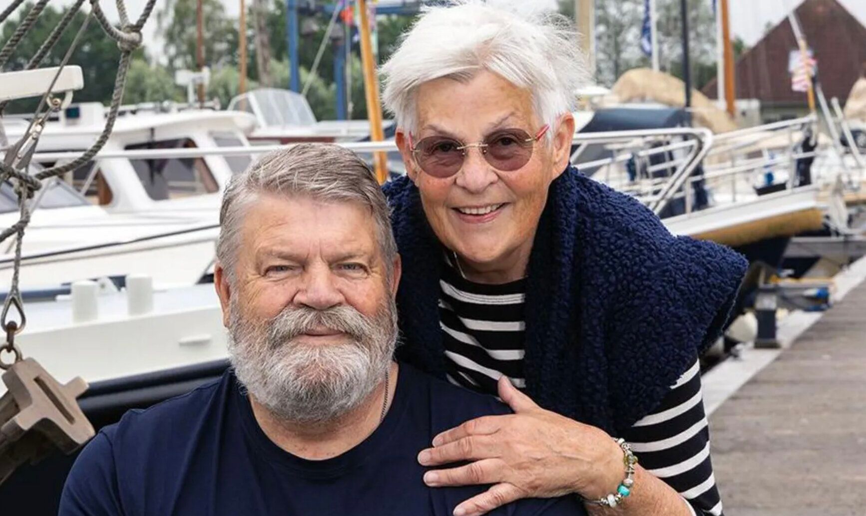 Супруги ушли из жизни в один день путем совместной эвтаназии Супруги ушли из жизни в один день путем совместной эвтаназии