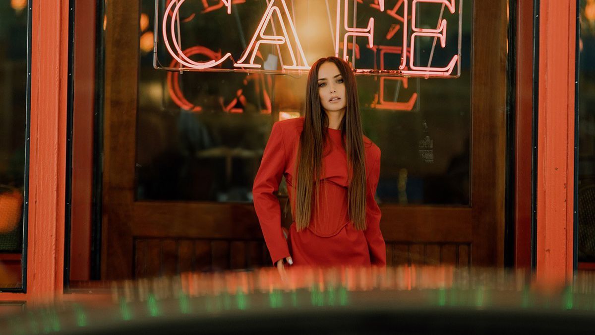 Ксения Мишина показала очаровательный образ Ксения Мишина показала очаровательный образ