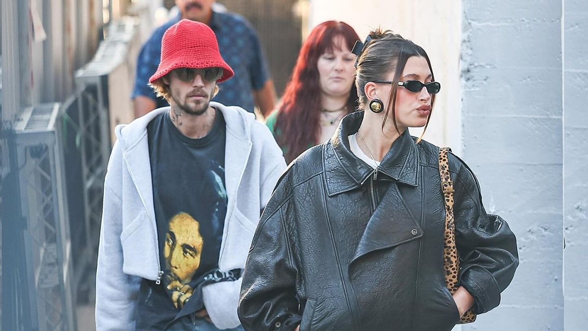 Новий вихід Гейлі Бібер Новий вихід Гейлі Бібер