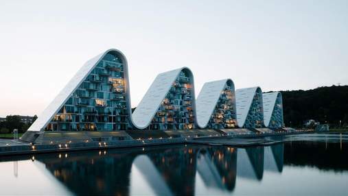 Житловий будинок-хвиля "виринув" у Данії: фото приголомшливої споруди