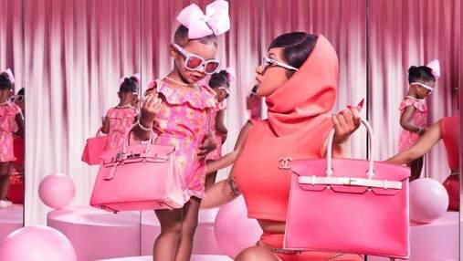 Cardi B показала коллекцию брендовых сумок 2-летней дочери: бурная реакция сети