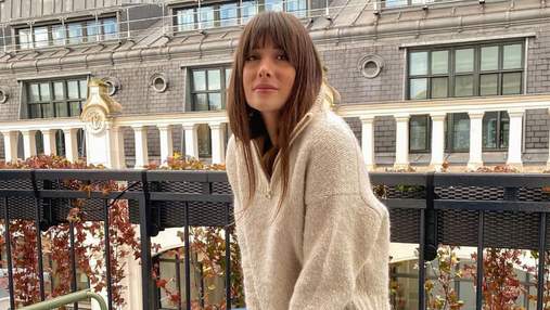 6 модных свитеров на осень: стильные сочетания показывает француженка Жюли Феррери