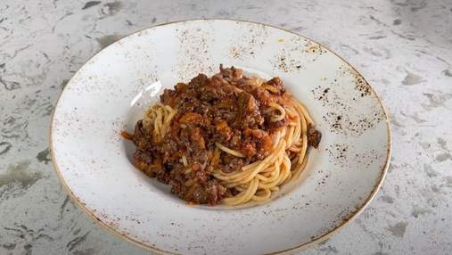Спагетти под соусом болоньезе: чем проще, тем вкуснее
